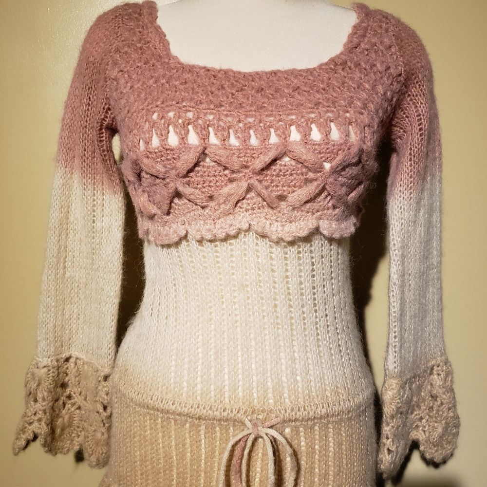 Boho sweater. - Picture 3 of 11
